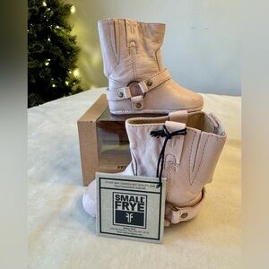 Brand new! Small Frye Pink Leather Harness Bootie, sz 1 (Birth- 3 months)
